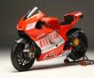 Эксклюзивные фото с презентации Ducati Desmosedici GP9